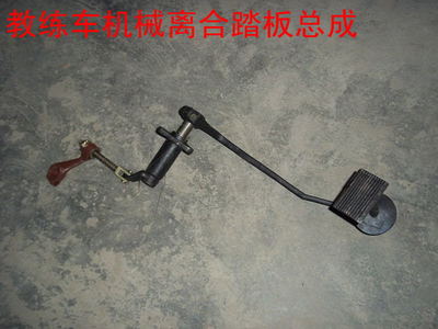 教練車(chē)配件選購(gòu)指南 楚風(fēng)品牌價(jià)格解析與維修通用零部件應(yīng)用